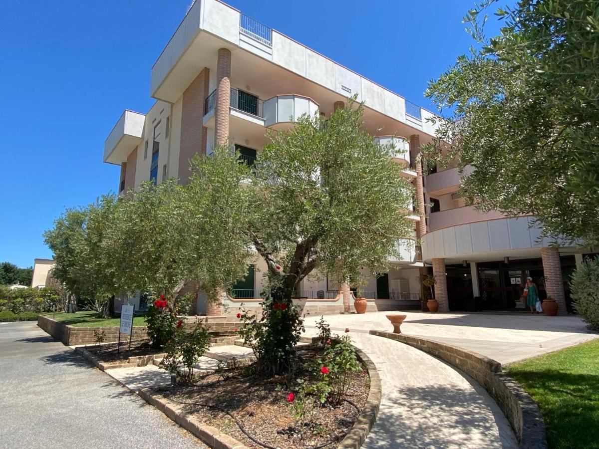 Apartment Superior-4 By Interhome San Vincenzo Exterior photo